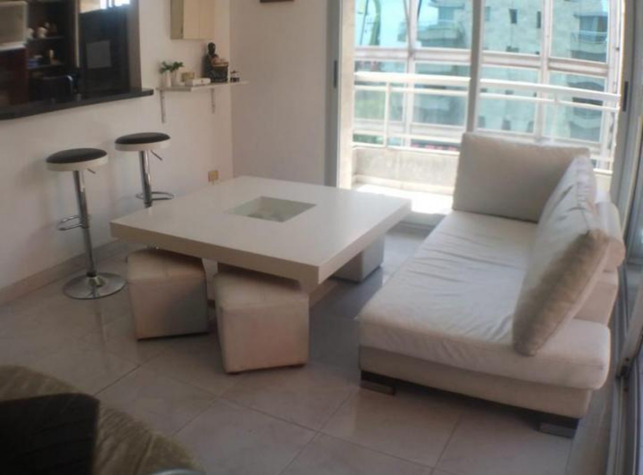 Venta hermoso Departamento con balcon Edificio Crucero Puerto Madero