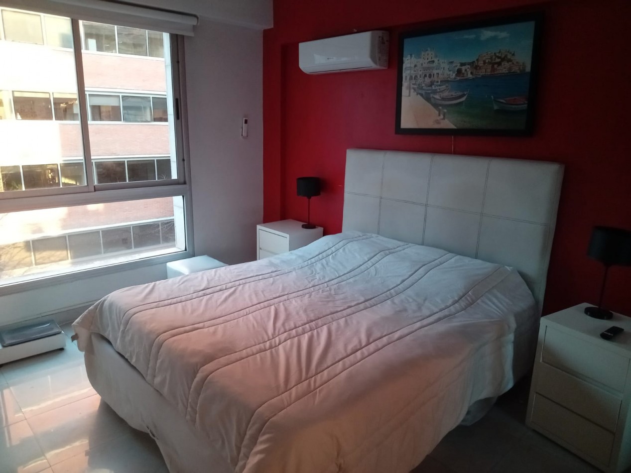 Venta hermoso Departamento con balcon Edificio Crucero Puerto Madero