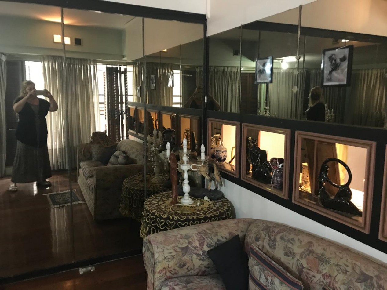 Venta Departamento Piso doble circulacion   230 m2, Belgrano con 2 cocheras.