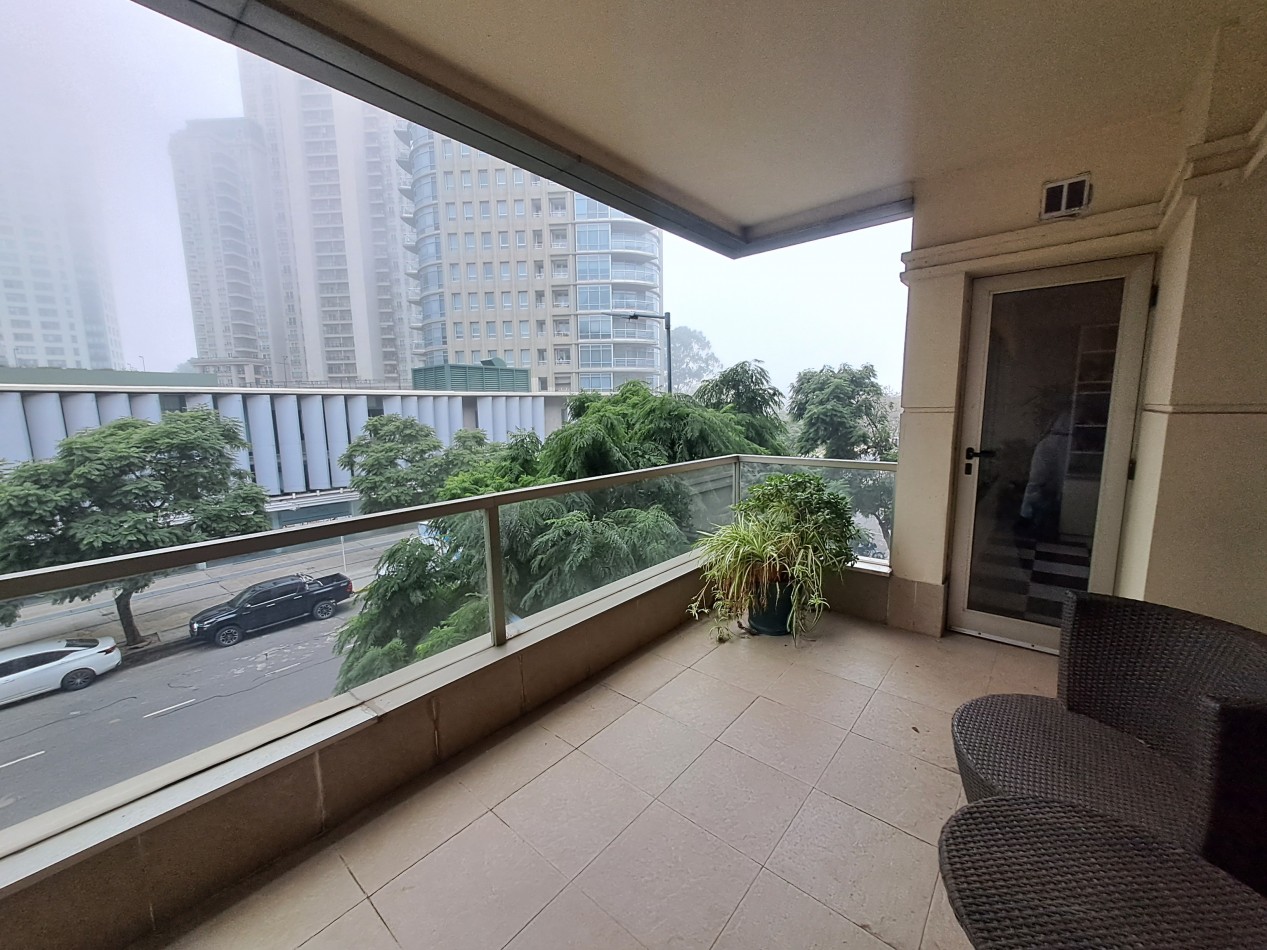 Venta Hermoso Departamento 4 Ambientes Mas 2 Cocheras Rio Plaza Puerto Madero.