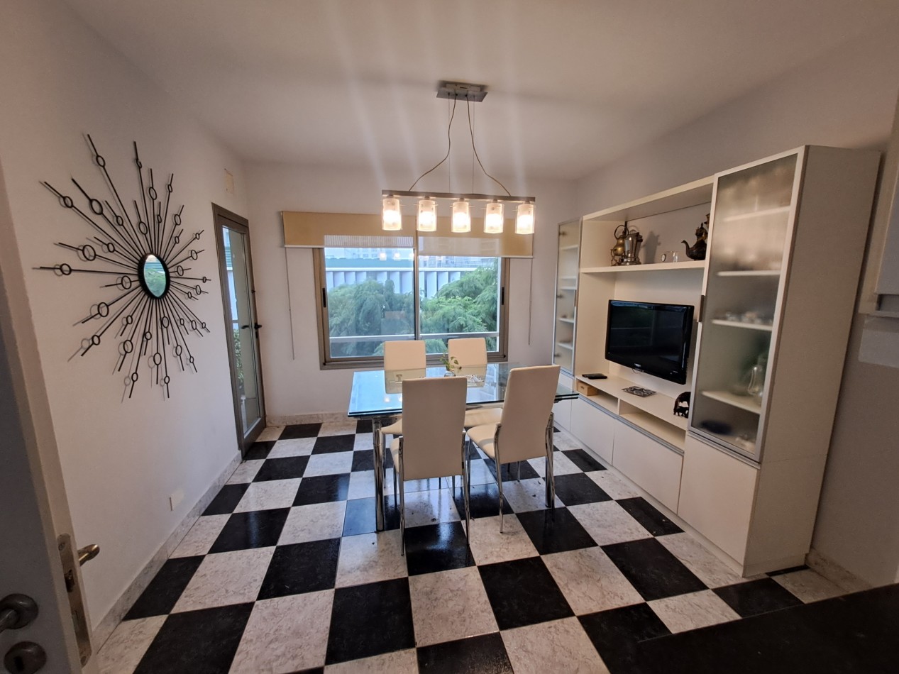 Venta Hermoso Departamento 4 Ambientes Mas 2 Cocheras Rio Plaza Puerto Madero.