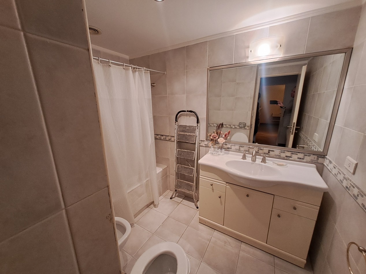 Venta Hermoso Departamento 4 Ambientes Mas 2 Cocheras Rio Plaza Puerto Madero.