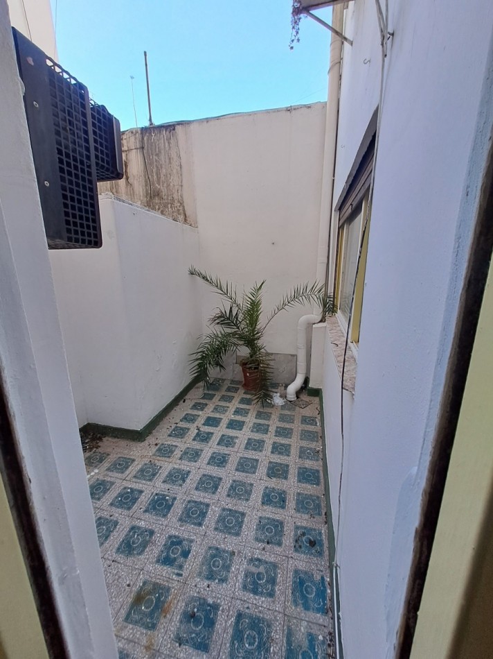 Venta Departamento 2 Ambientes Con Patio Muy Luminoso Congreso